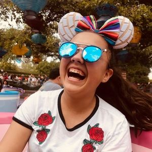 Meet your Posher, Mayra